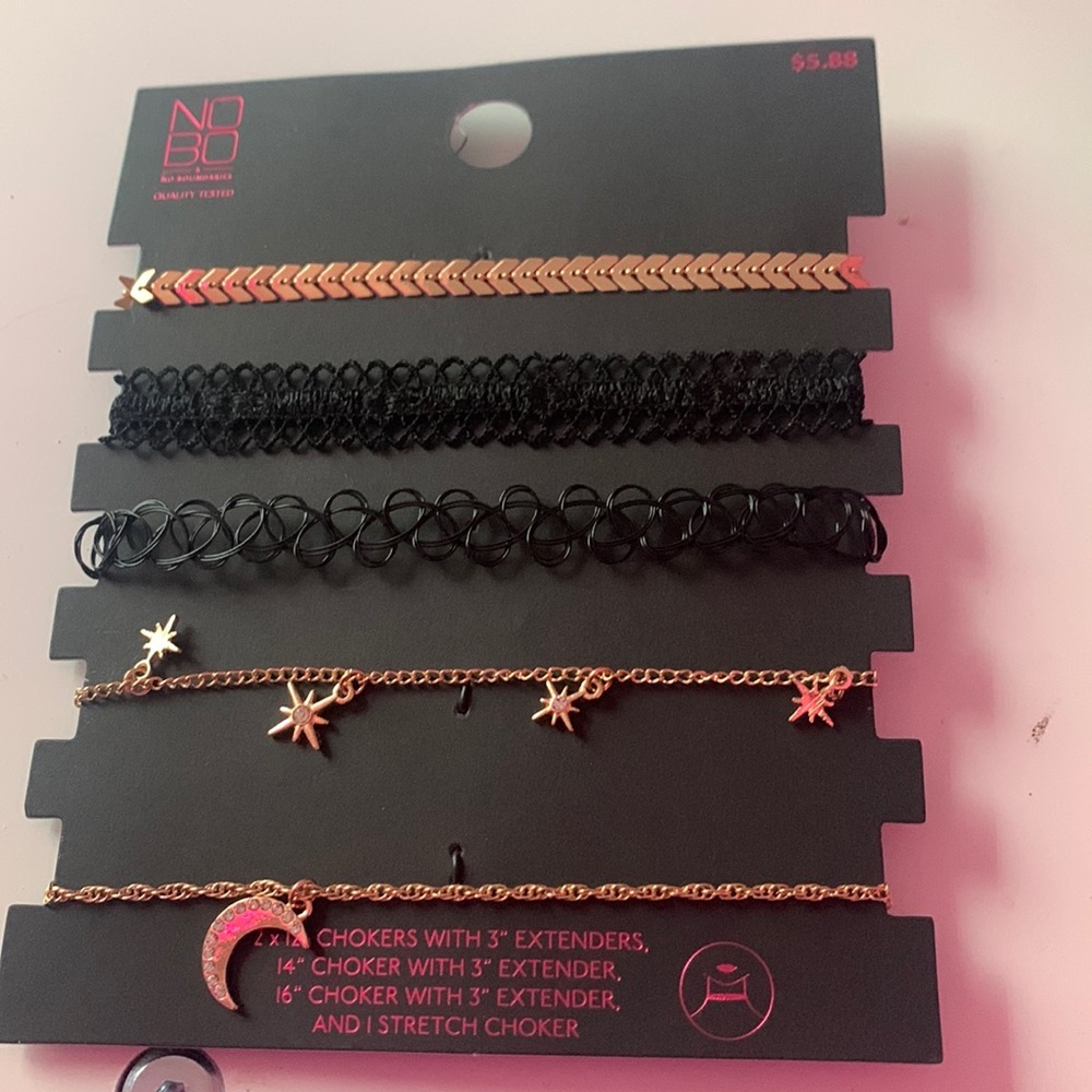 chokers